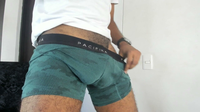 Gigi Prince: Adoro Brincar Com Xxl Black Dicks até Eles Correrem