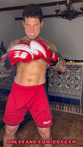 BoyGym: Super incrível gozada! Enquanto eu boxwanna se juntar a mim?
