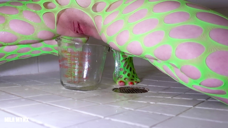 Mila Mynx: Neon děvka Gulps dvojitá chcaní ve sprše