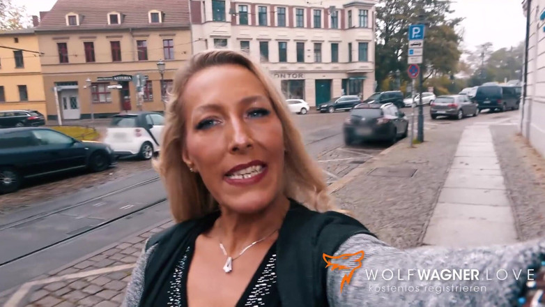 Wolf Wagner.love: Lesbo Lena și Lana merg la întâlnire obraznică pe orb! Lupul Wagner