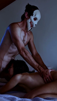 Er kwam iets slechts voor Halloween op Wifebucket