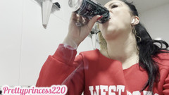 Panfil corina: Kouření přímo do obličeje