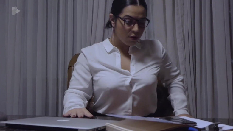 Plenna Filmes: I Love Masturbating at Work to Relieve Pressure