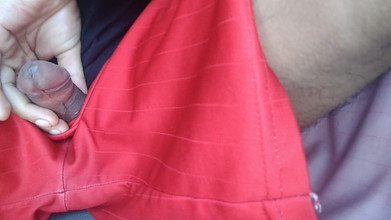 AlexAlejandro13: Lubię spuszczać dużo spermy