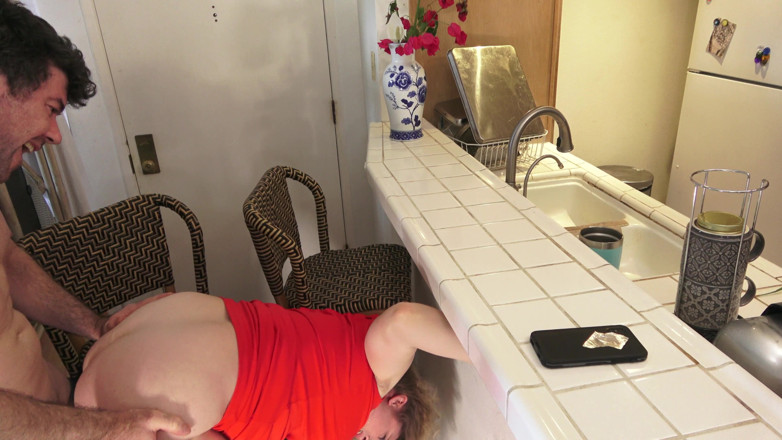 Erin Electra: Stepmom gets pics for anniversary of secretary sucking husband's dick...