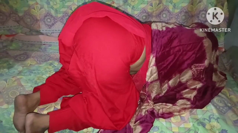 Kavita69: Pencaplı yenge domaltarak sikiliyor
