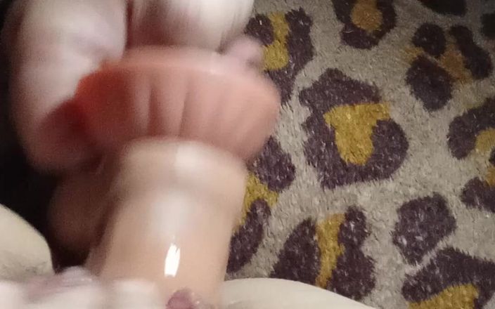 AgathhaA: Dildo, Mainan Seks Baru untuk Kenikmatan