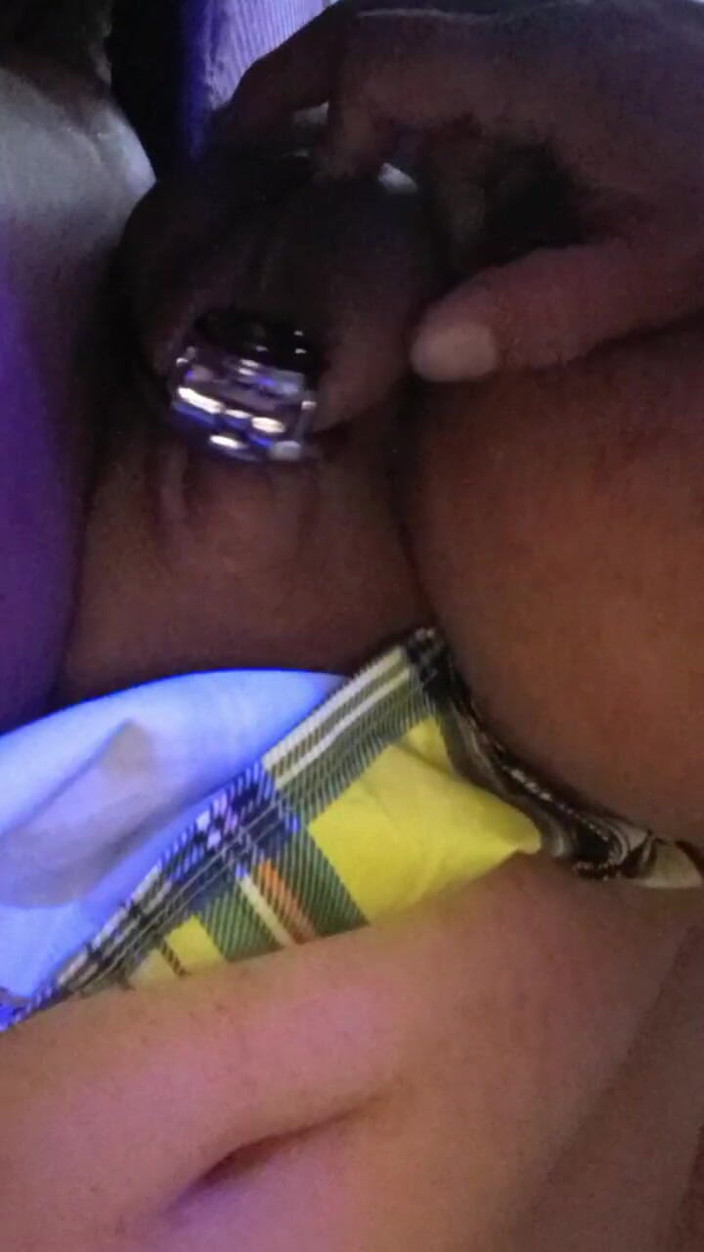 SissysubNver2late: 2 Cargas