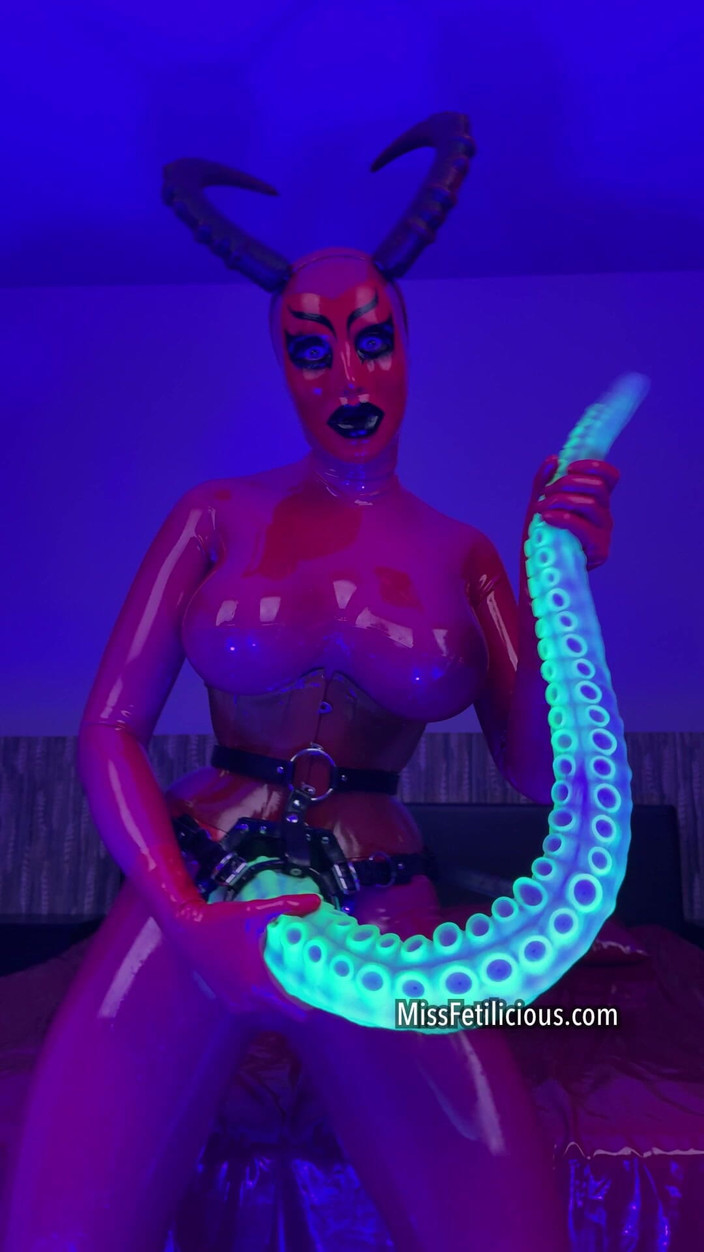 Miss_Fetilicious: 欢迎来到地狱