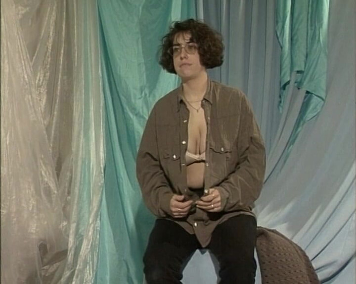 YOUR FIRST PORN: Foarte, foarte timid amator babsi