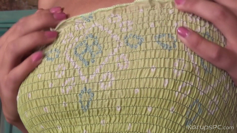 Karups Babes: Danni는