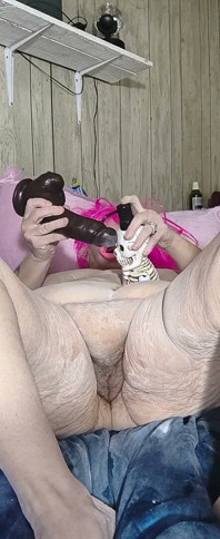 With Her Big Mouth and Pussy Mouth Down South She Screams and Shouts