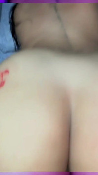 Ho lasciato che mi scopa l'amico del mio ragazzo, ma solo con un preservativo