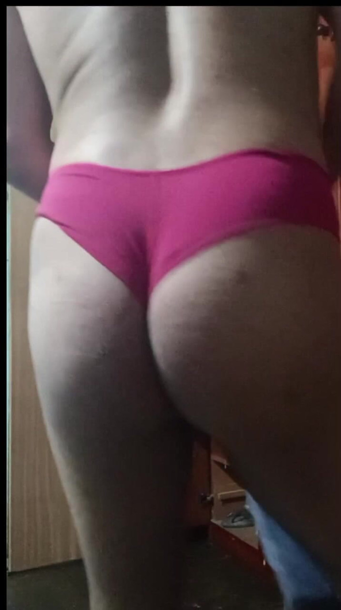 Thipansex: 显示我的娘娘腔屁股