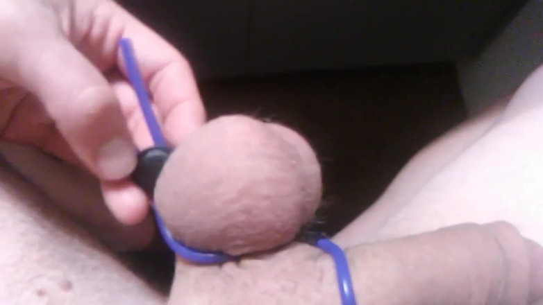 LilTaste: Pov transgirl, lần đầu tiên sử dụng vòng tình dục đôi trượt;...