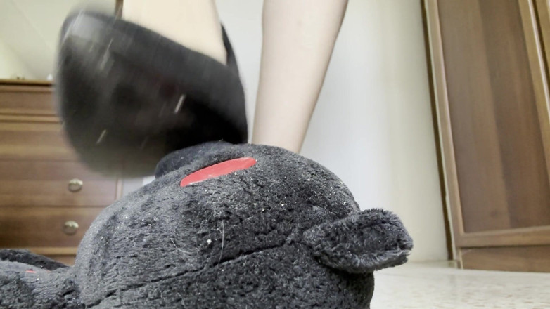 Bergami Melissa: Giantess Vs Loser