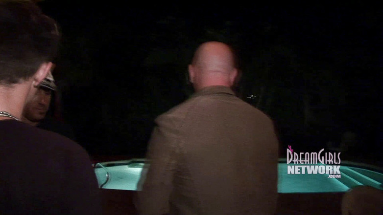 Dream Girls: Noaptea pizdei fumătoare