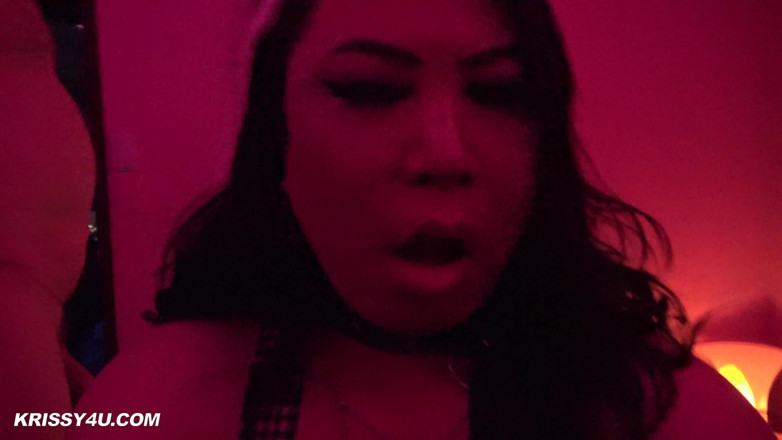 Krissy4U: Blowjob in the Pink Room