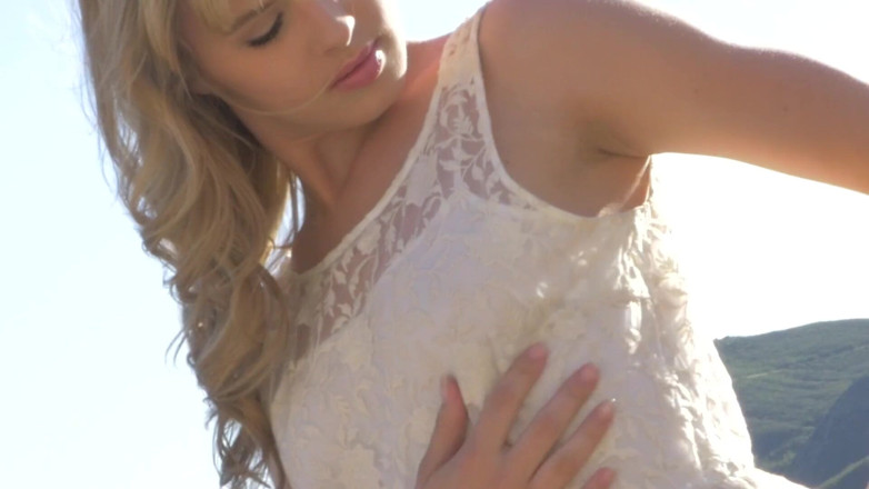 Foxy Desire: Summer Breeze v hlavní roli s Jillian Janson sólo