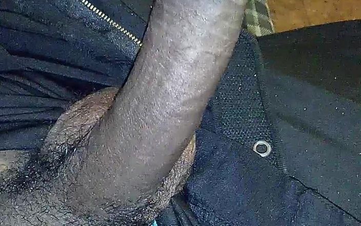 SweetDWillie456: 厚切りビッグブラックペニスジャッキオフ