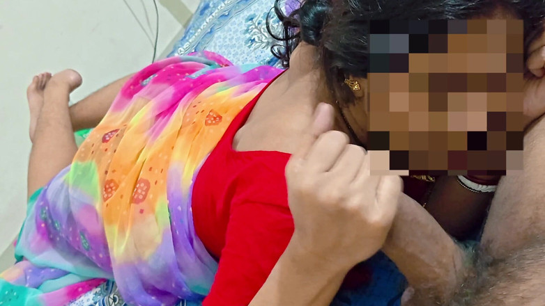 RinaKumari55: Onschuldige vrouw pijpbeurt