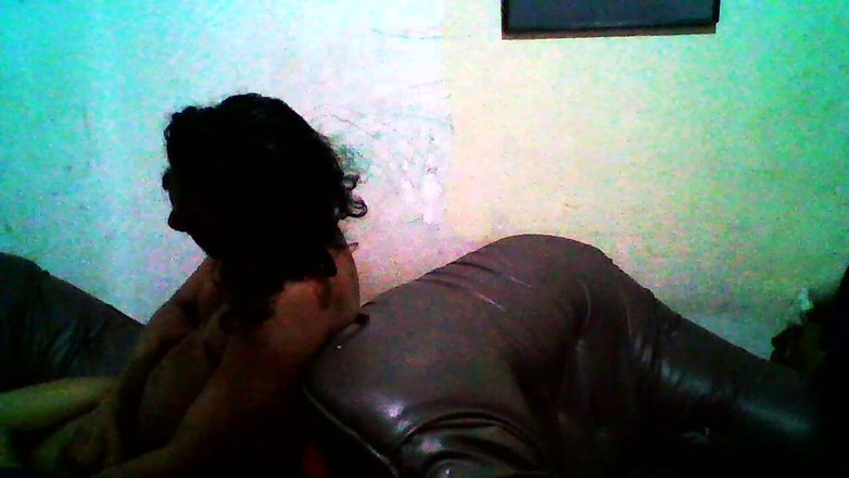 Tina Baby: ウェラワッテビーチの娼婦をしゃぶるディック