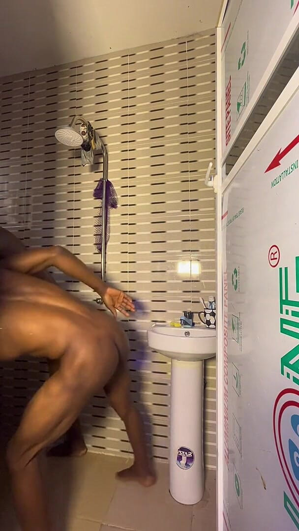 Bathroom Sexy with Presido (Mistress of the west) Bathroom Sexy with Presido (Mistress of the west)