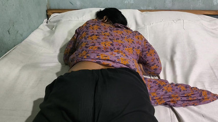 SAFI TV: 내 이웃을 껴안고 후장 따먹기 시작했어