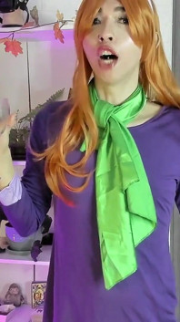 Compilation Daphne Cosplay Burp, fétichisme géant et des pieds