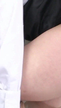 Nejžhavější japonská teen scéna 1_sexy asijská sekretářka šuká se dvěma kamarády z kanceláře