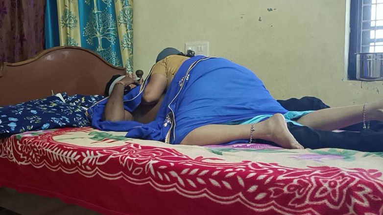 Decent couples: Husband &amp; Wife Private Romance Moments with Telugu