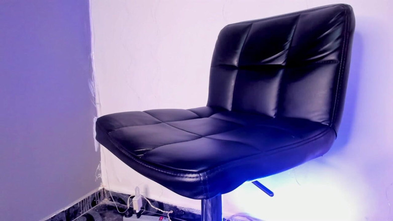 Mike BBC studio: Colombiansk brunett penis mycket tjock ocensurerad