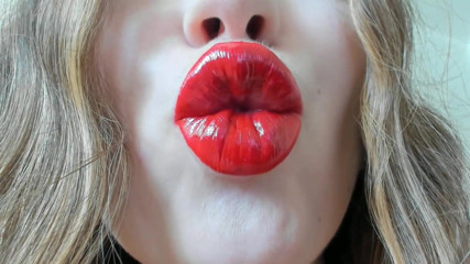 Rarible Diamond: Kissing sound 3
