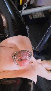 Mistressae Maska gaz Anal Fisting