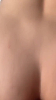 アラブの妻がダブルペネトレーションで、私の友人が妻とアナルセックスを交わす