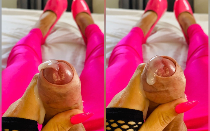 Jenna Jerkin: Sexy Pink High Heels Cumshot
