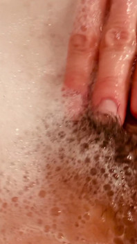 Bathing Pussy