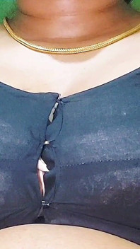 Indiancă desi bhabhi excitată vrea masaj sex dur