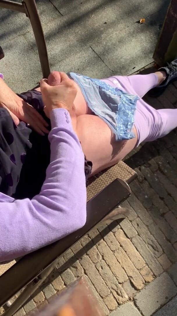 Louise: Paarse legging komt klaar