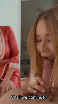 S5e5: Styvmamma lär sex och delar sperma med Amalia Davis i trekant sängknull?