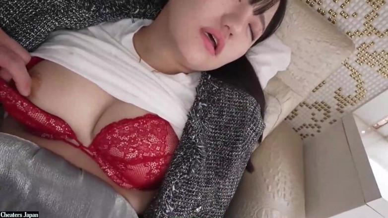 A case of fling: Asian Angel 27365