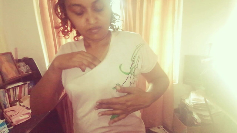 Tina Baby: Auto fiică vitregă video pentru laptele tatălui vitreg