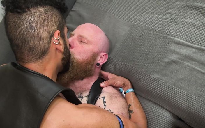 Latino4cumsluts: Rock hard vs ceroboh