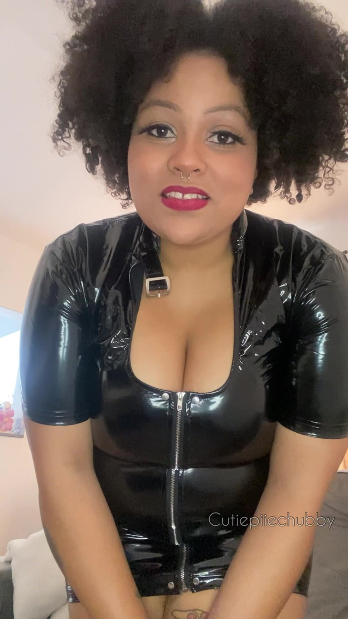 Cutiepiie Chubby: POV BBW Domme rucha swojego ciasnego dupka
