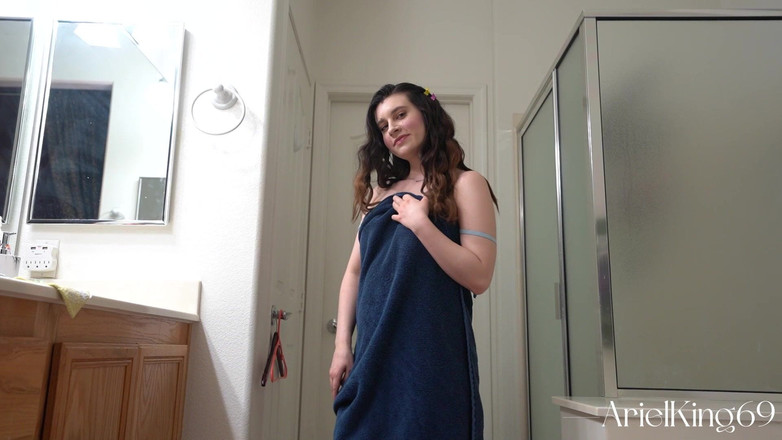 Ariel King: Đào tạo hậu môn với bố