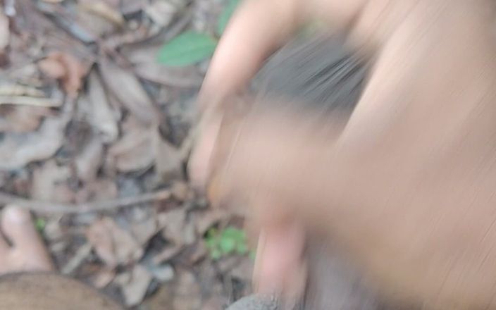 IndianHunter22: Indický desi kluk, celé hardcore šukání v džungli
