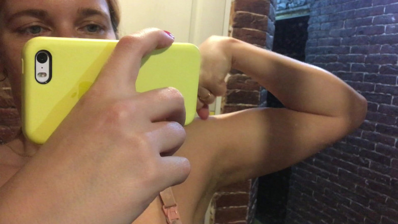 Risky Hairy Couple: 내 큰 근육