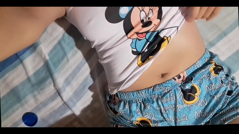 Yulieth Gomez: My Sister-in-law Shows Me Her Big Breasts