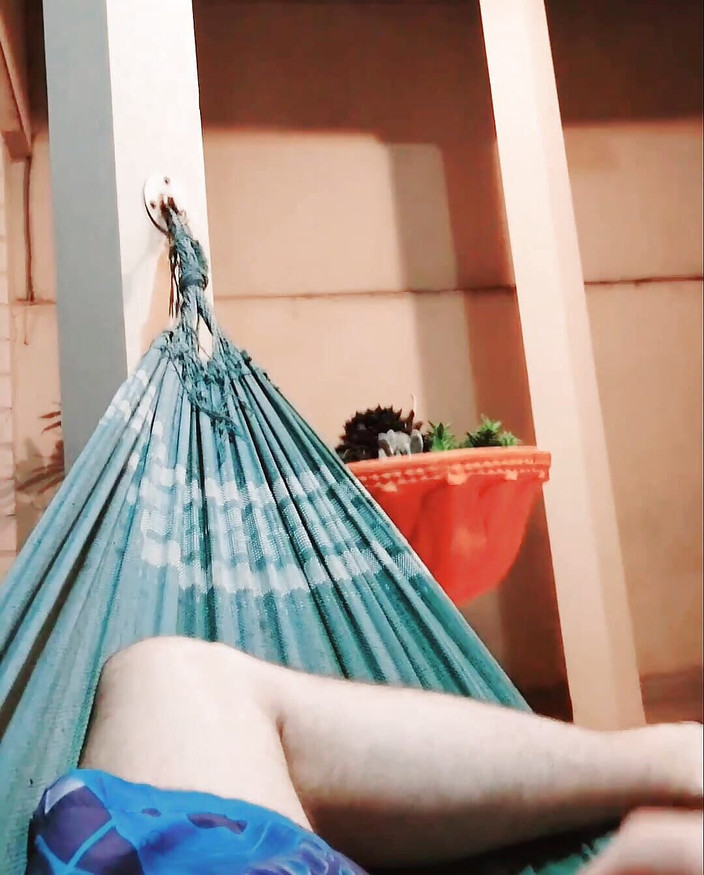 Lkdick8: Ukazování čůráka sousedky