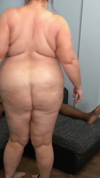 BBW Jj Permata Perut dan Minyak Keseronokan